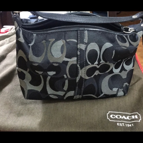 Vintage Coach - Picture 2 of 5